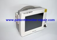 Naprawianie usterki monitora pacjenta  MP30
